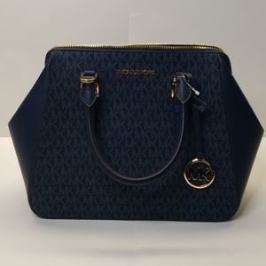 Michael Kors Charlotte